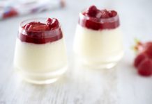 La recette de la mousse de fromage blanc au coulis de fruits maison Gourmand-Mousse-de-fromage-blanc-au-coulis-de-fruits-maison