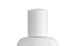 Vernis semi-permanent : quel produit utiliser pour l’enlever Quels-produits-utiliser-pour-enlever-le-vernis-semi-permanent-a-la-maison-