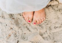 Les soins des ongles de pieds sont nécessaires Les soins des ongles de pieds sont nécessaires