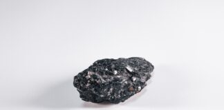 Purifier, soigner, filtrer… Bon pour tout, le charbon ? Purifier, soigner, filtrer... Bon pour tout, le charbon ?