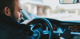 Quels équipements garder à portée de main dans votre véhicule ? Quels équipements garder à portée de main dans votre véhicule ?