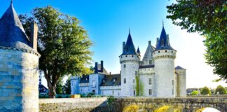 Une autre façon de visiter les châteaux de la Loire : la randonnée itinérante à cheval Une autre façon de visiter les châteaux de la Loire : la randonnée itinérante à cheval
