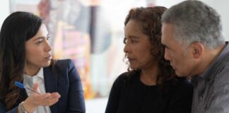 Faut-il régler les dettes d’un parent décédé en cas de succession ? Succession-devez-vous-regler-les-dettes-de-votre-parent-decede-