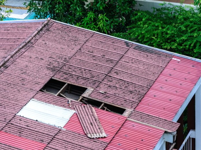 Quelles sont les solutions de réparation adaptées à chaque problème de toitures