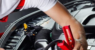 Peut-on démarrer une voiture thermique avec un véhicule électrique? Automobile -Peut-on-demarrer-une-voiture-thermique-avec-un-vehicule-electrique