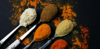 Epices : ne les touchez pas ! Epices : ne les touchez pas !