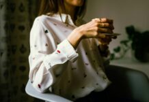 Sommeil : quel est l’effet du thé le soir ? Sommeil : quel est l'effet du thé le soir ?