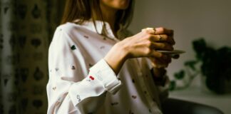 Sommeil : quel est l’effet du thé le soir ? Sommeil : quel est l'effet du thé le soir ?