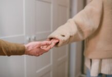 L’infidélité dans le couple : comment y faire face et se reconstruire b763b81a0cb36827d72e3c79638d098b