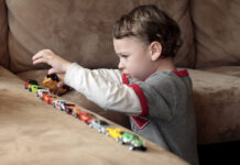 Comment savoir si mon enfant présente des signes de TOC ? Comment savoir si mon enfant présente des signes de TOC ? (Inversée)