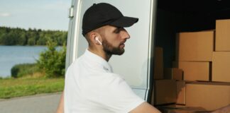 Optimiser votre Renault Trafic III avec des accessoires personnalisés pour un confort et une fonctionnalité accrus Optimiser votre Renault Trafic III avec des accessoires personnalisés pour un confort et une fonctionnalité accrus