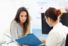 Comment reconnaître les signes de l’endométriose ? Comment reconnaître les signes de l’endométriose ? (Inversée)