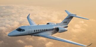 Louer un jet privé pour explorer les volcans actifs : une aventure inoubliable avec Aeroaffaires longitude 1 1905x730 c center