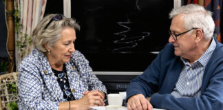 Pourquoi de plus en plus de couples se séparent après 60 ans ? 2e179ad9c664db0f9b0079739344dff5